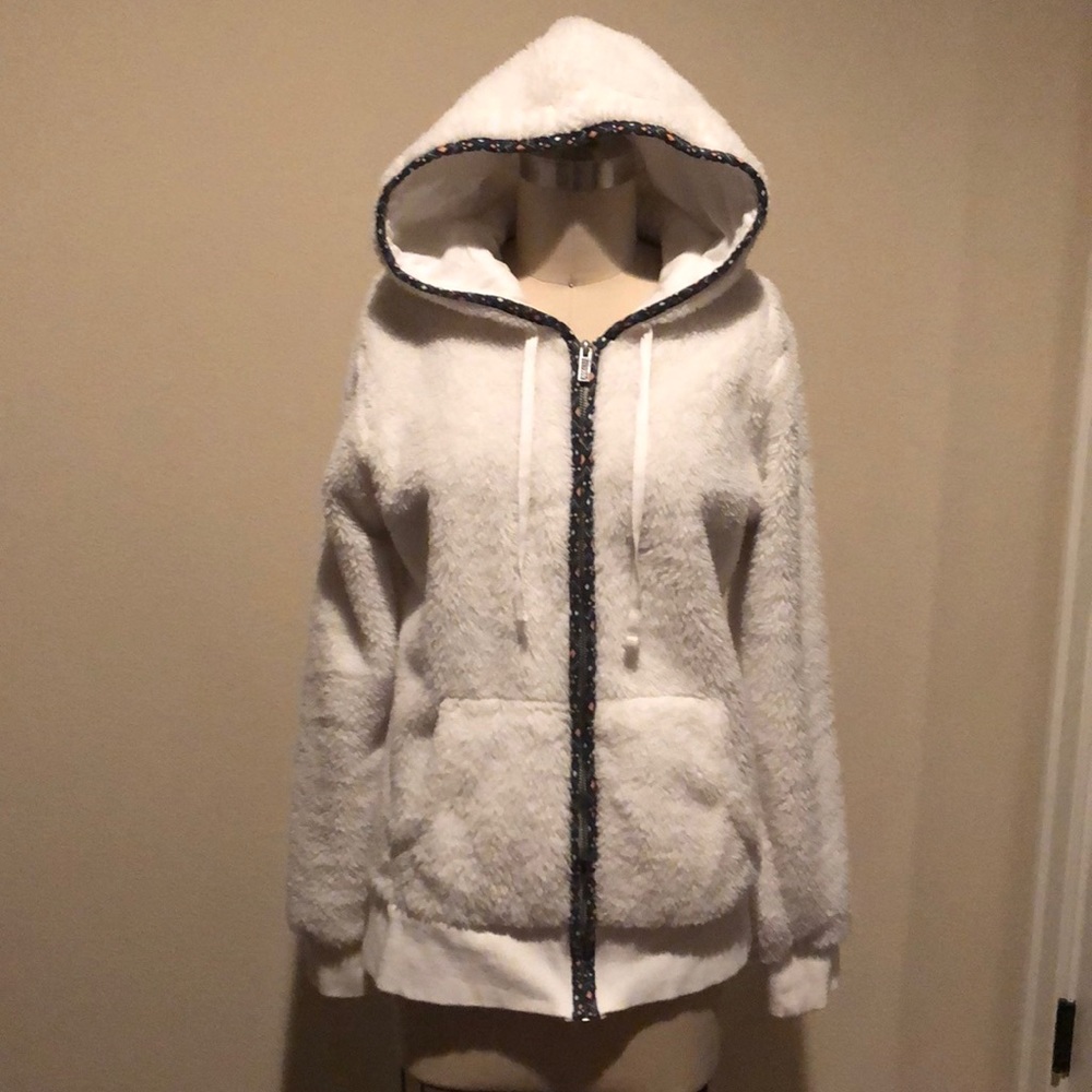 Roxy Jacket Size LG